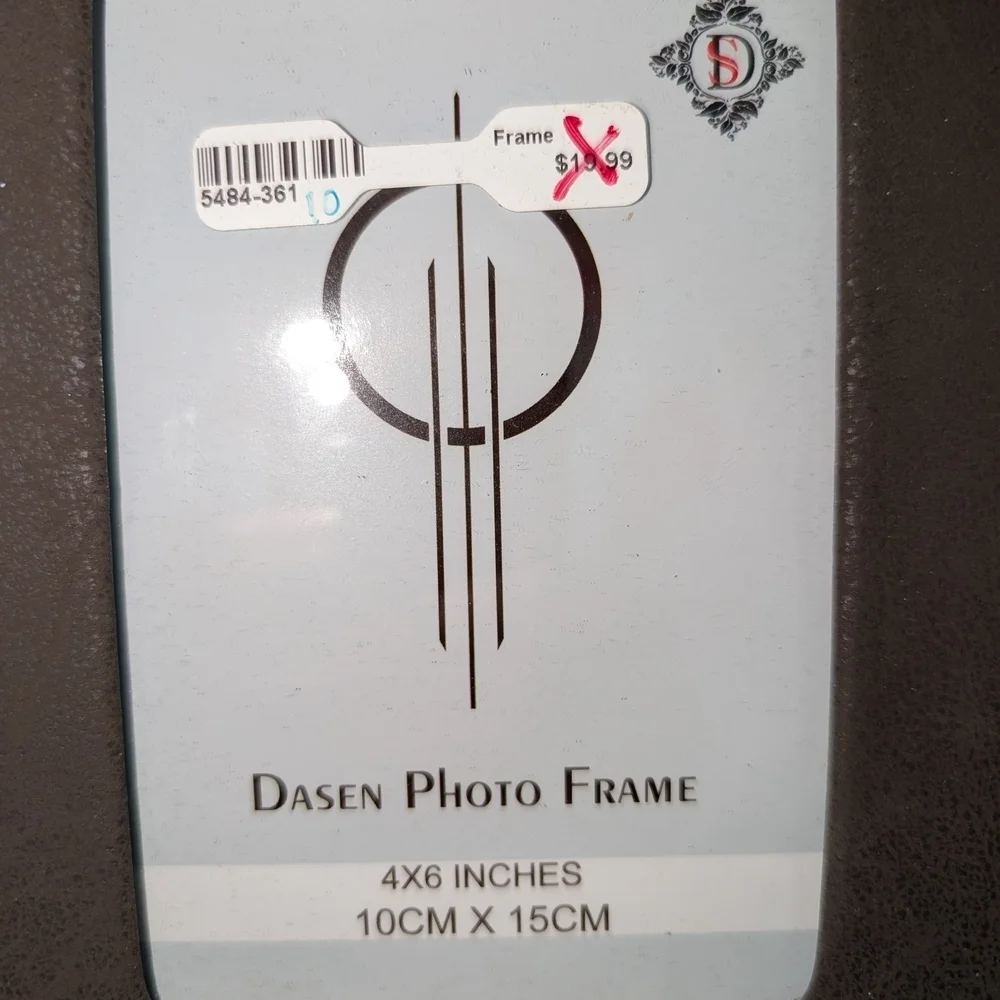 Dasen 4x6 Photo Frame